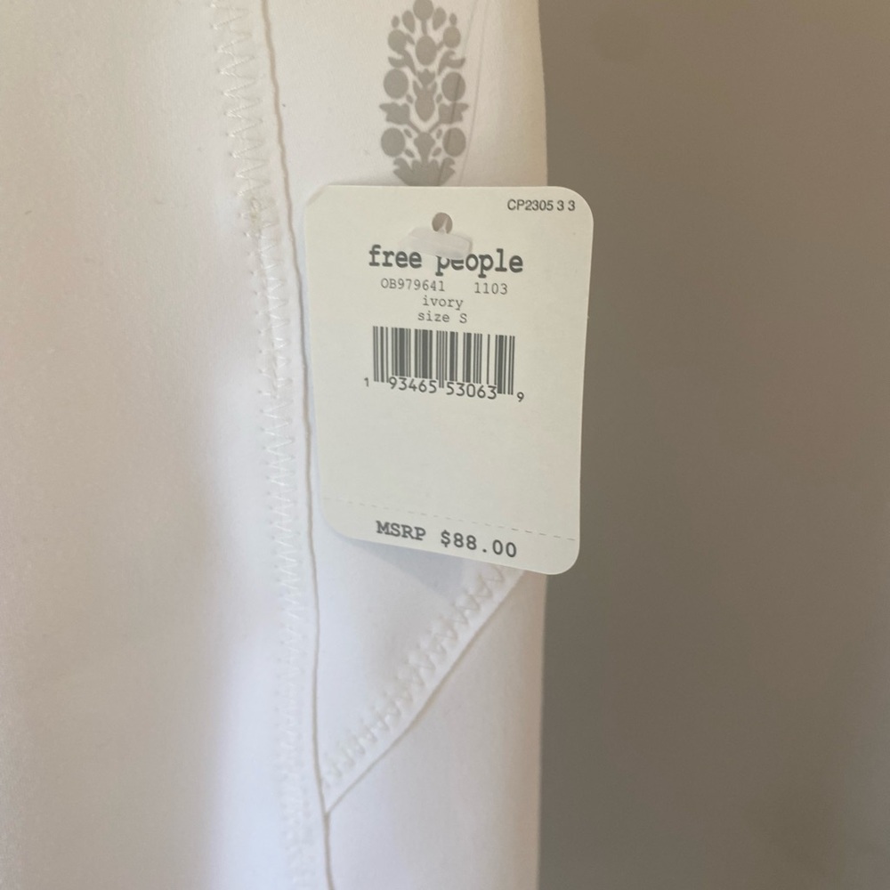 NWT FP Movement by Free People White Leggings size S - Picture 4 of 5